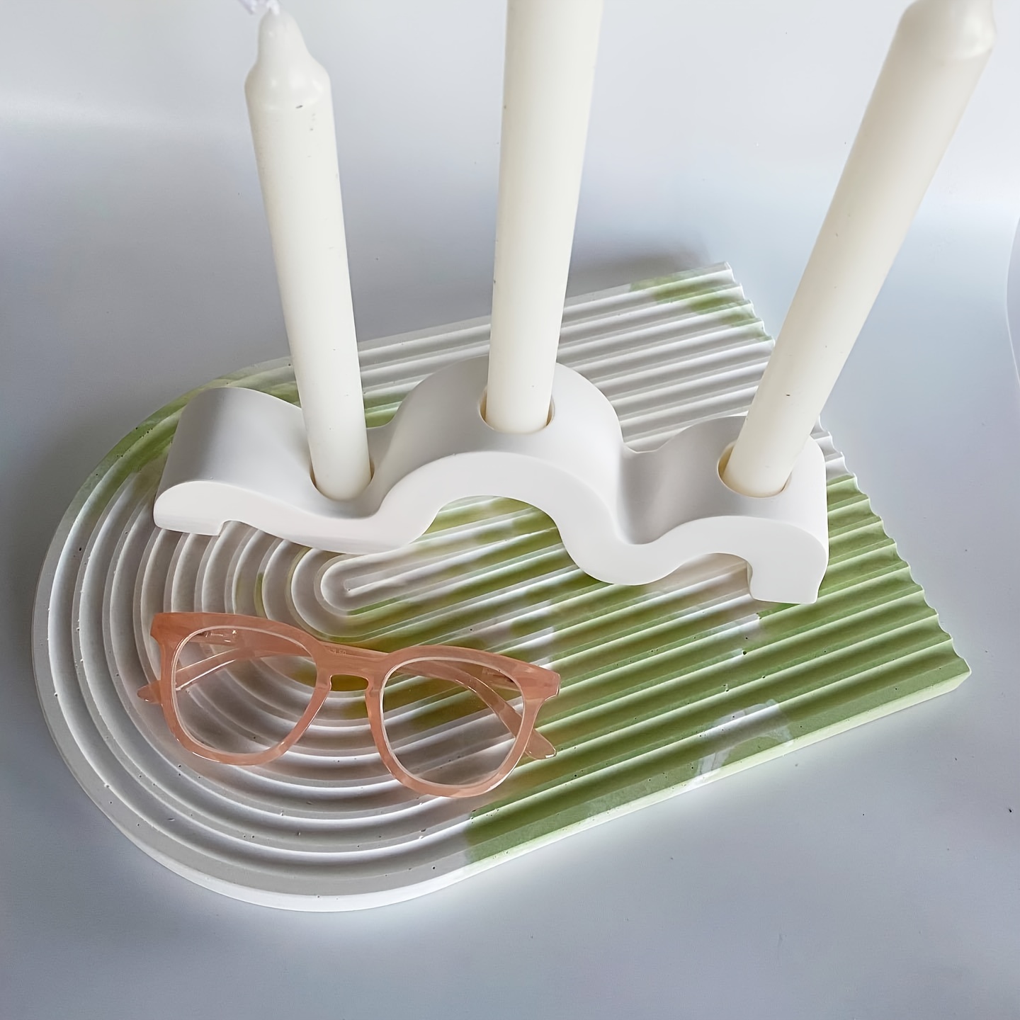 Candle Molds - Zakrzywiona forma silikonowa na świecznik DIY
