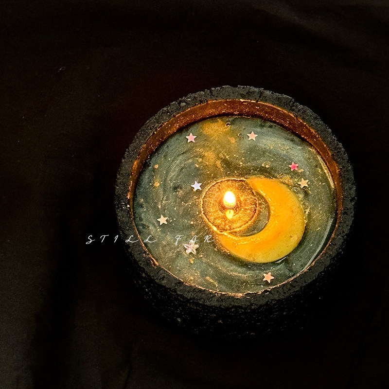 Świeca zapachowa Melting Moon, – Soy Wax recenzja i cena