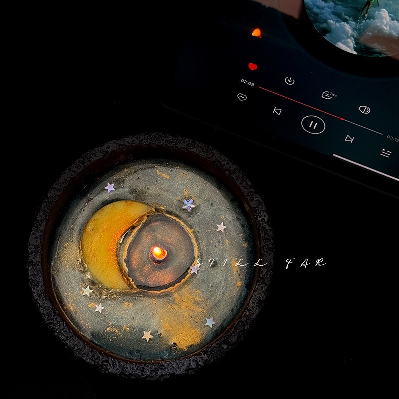 Świeca zapachowa Melting Moon, – Soy Wax recenzja i cena